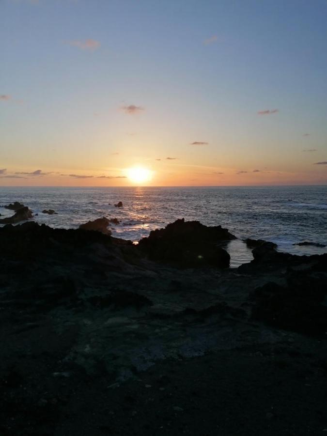 Vila Casa Por Do Sol Mosteiros  Exteriér fotografie
